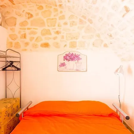 Maison Porta Nova * أوستوني